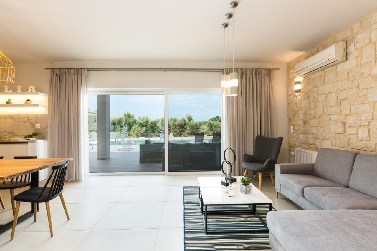 Villa Aelia I Modern & Ideal For Large Groups Galatás Zewnętrze zdjęcie